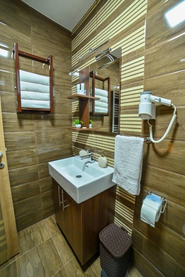 Studio Apartmani Emili Apartman Br 2 Bijeljina Exterior foto